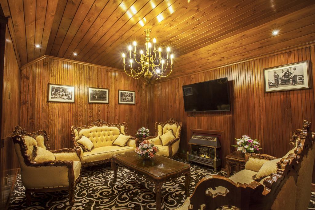 La Grande Villa Nuwara Eliya Bagian luar foto